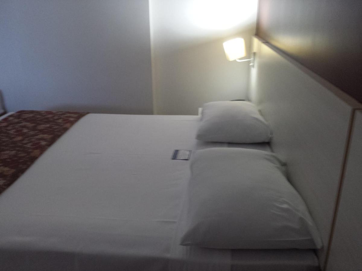 Flat Le Jardin Suites Caldas Novas Exteriör bild