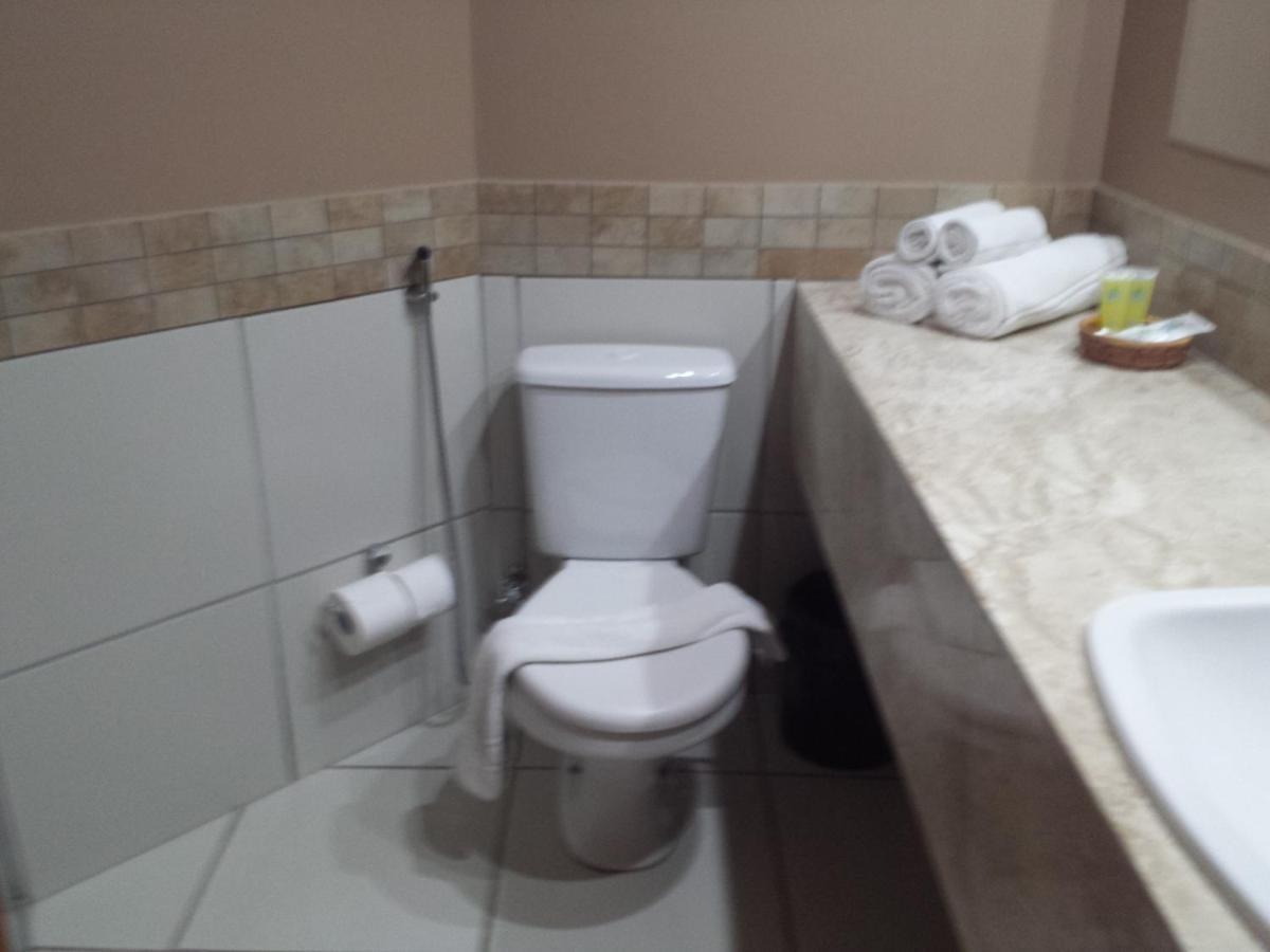 Flat Le Jardin Suites Caldas Novas Exteriör bild