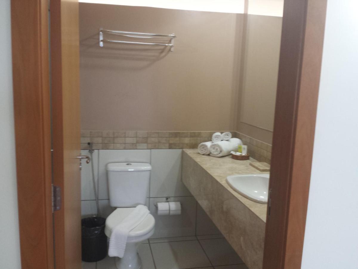 Flat Le Jardin Suites Caldas Novas Exteriör bild